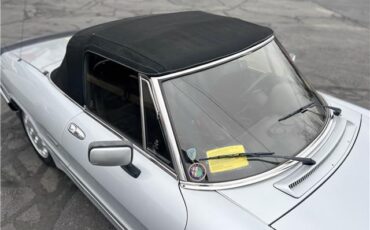 Alfa-Romeo-Spider-Quadrifoglio-1987-17