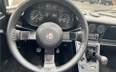 Alfa-Romeo-Spider-Quadrifoglio-1987-24