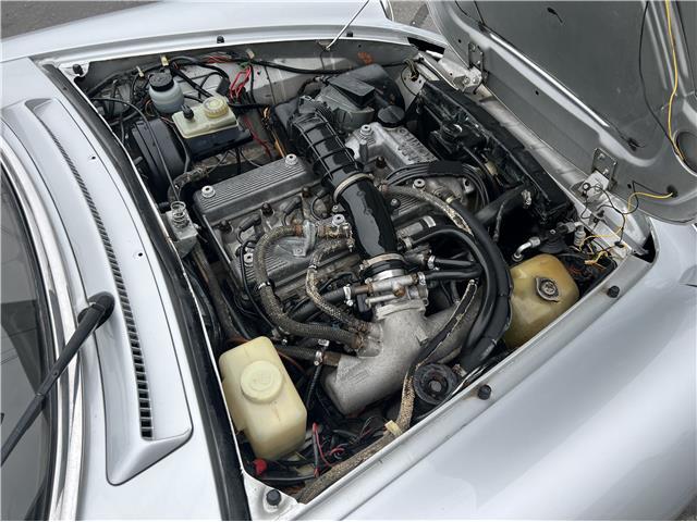 Alfa-Romeo-Spider-Quadrifoglio-1987-34