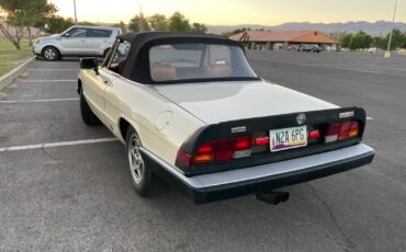 Alfa-Romeo-Veloce-1984-Convertible-4