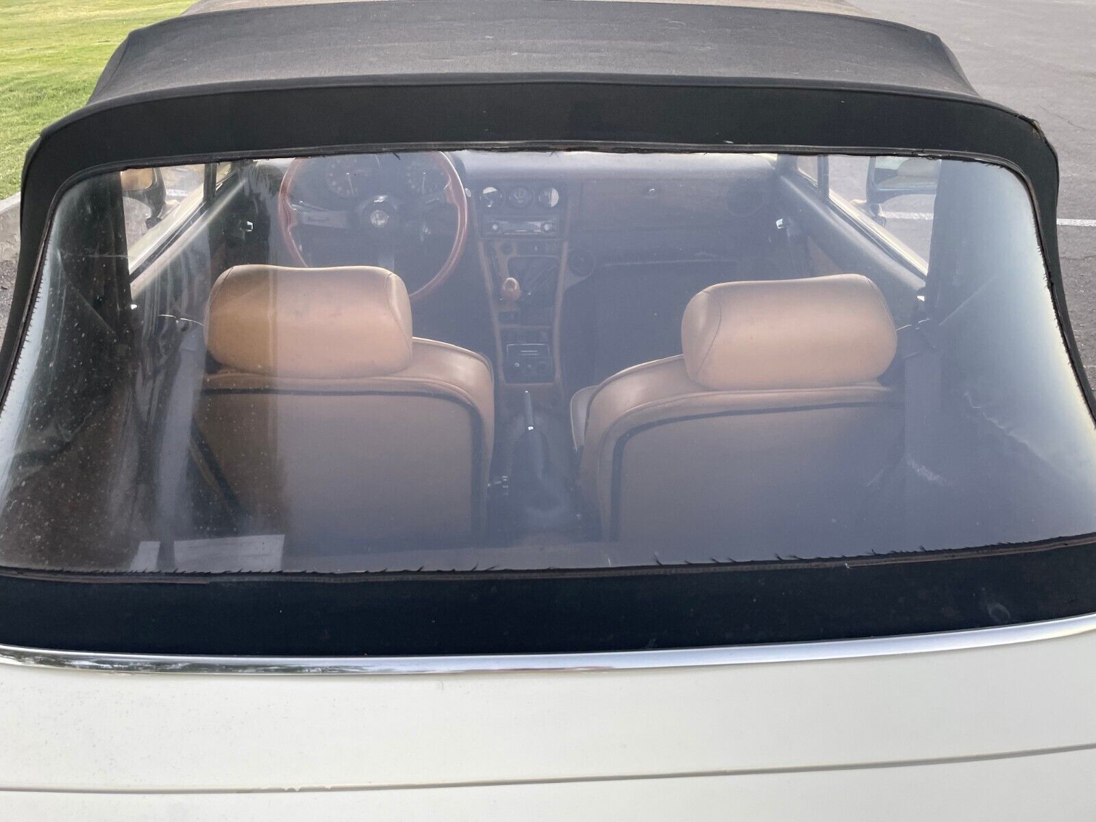 Alfa-Romeo-Veloce-1984-Convertible-8