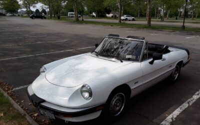 Alfa romeo Spider  1986 white