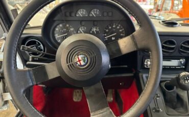 Alfa-romeo-Spider-1987-silver-12