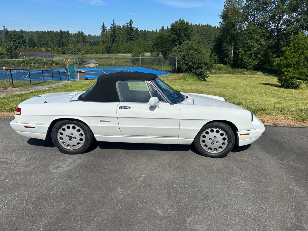 Alfa-romeo-Veloce-1992-white-2