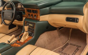 Aston-Martin-Virage-1993-2D-Coupe-12