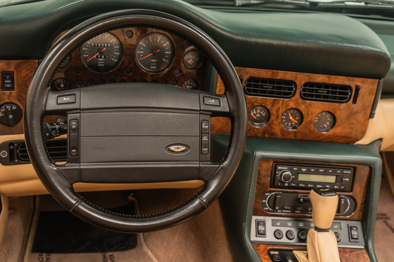 Aston-Martin-Virage-1993-2D-Coupe-13