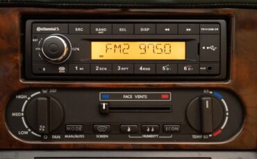 Aston-Martin-Virage-1993-2D-Coupe-15