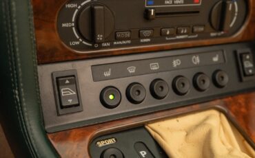 Aston-Martin-Virage-1993-2D-Coupe-25