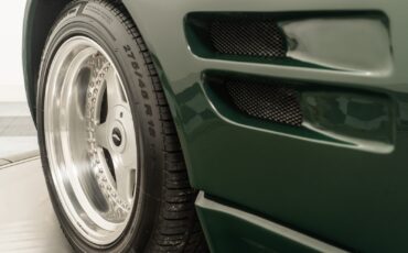 Aston-Martin-Virage-1993-2D-Coupe-31