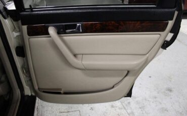 Audi-A6-1995-white-18