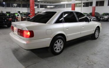 Audi-A6-1995-white-2