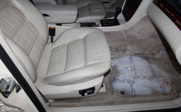 Audi-A6-1995-white-21