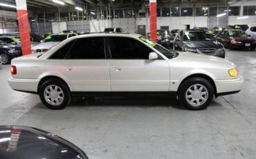 Audi-A6-1995-white-3