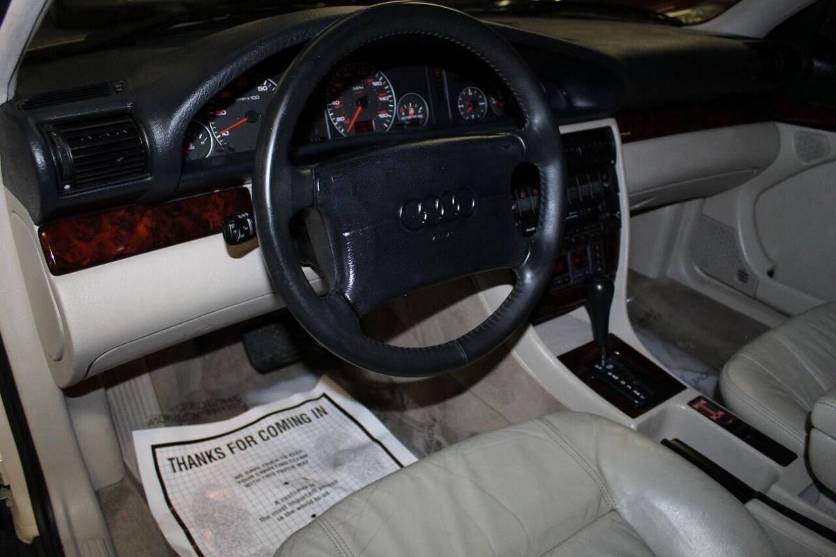 Audi-A6-1995-white-8