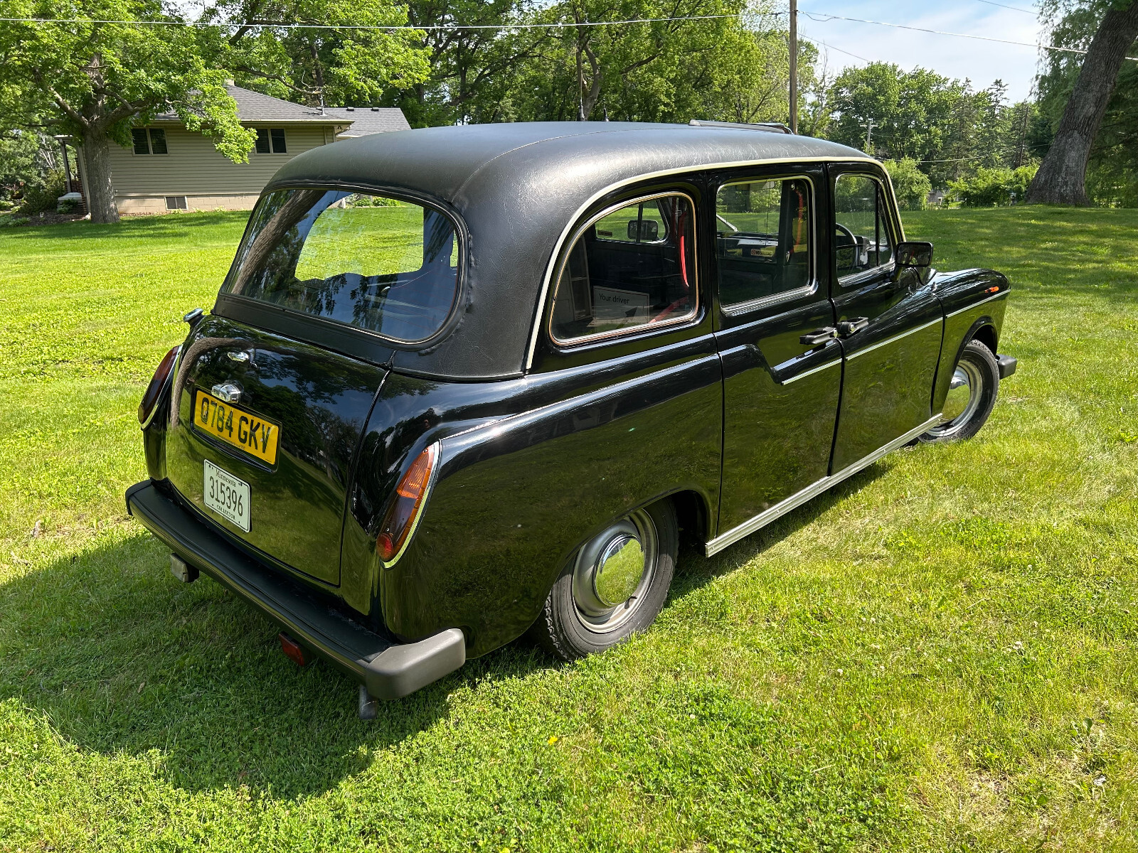 Austin-1979-Sedan-2