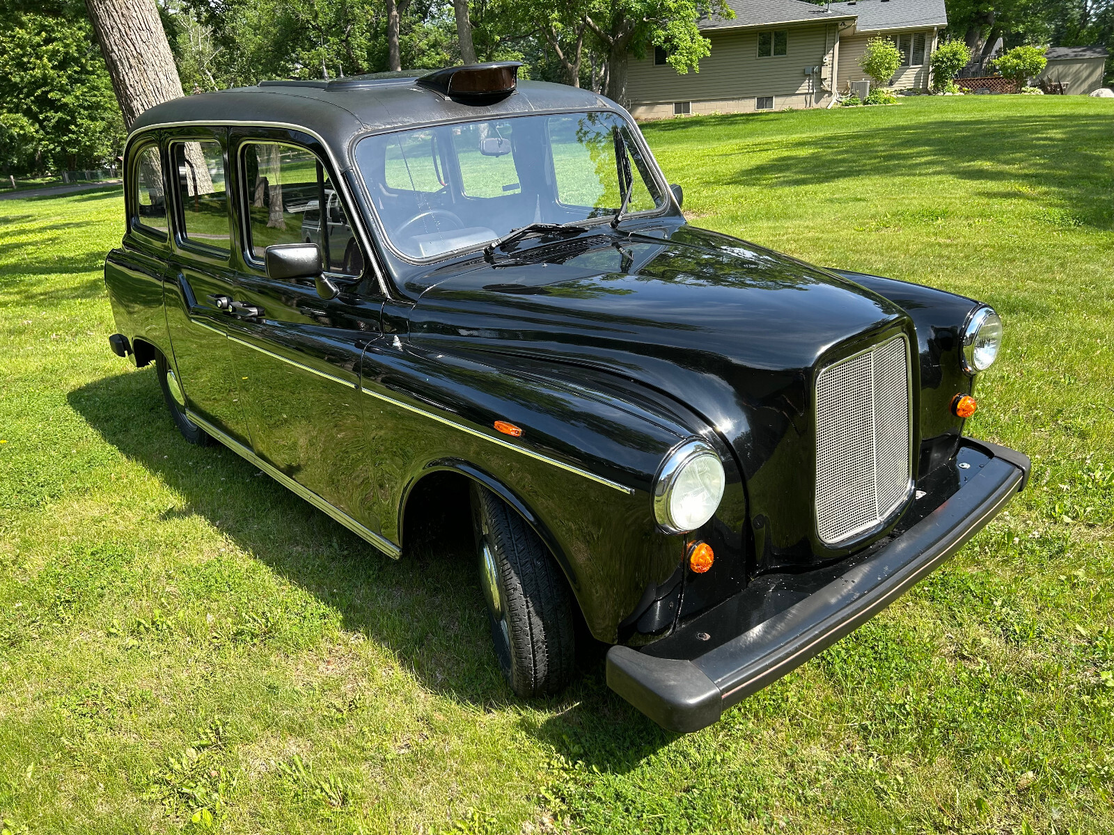 Austin-1979-Sedan