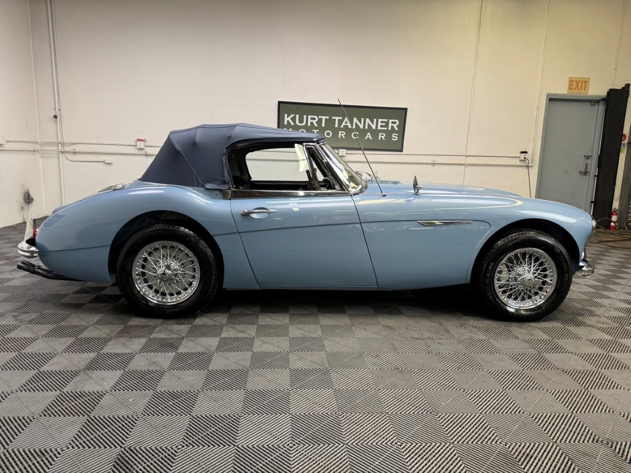 Austin-Healey-3000-1964-Convertible-13