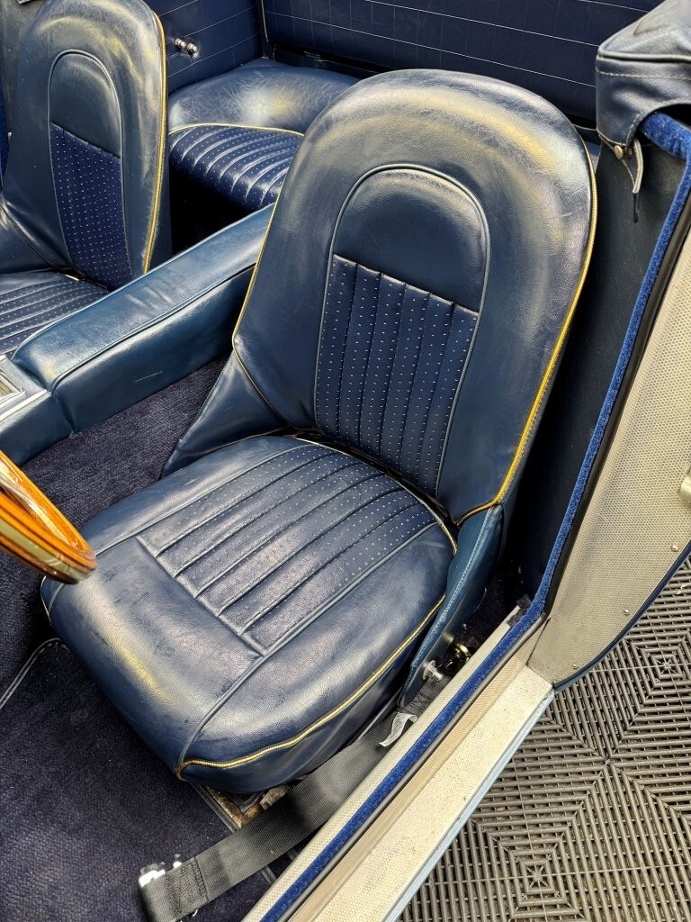 Austin-Healey-3000-1964-Convertible-27