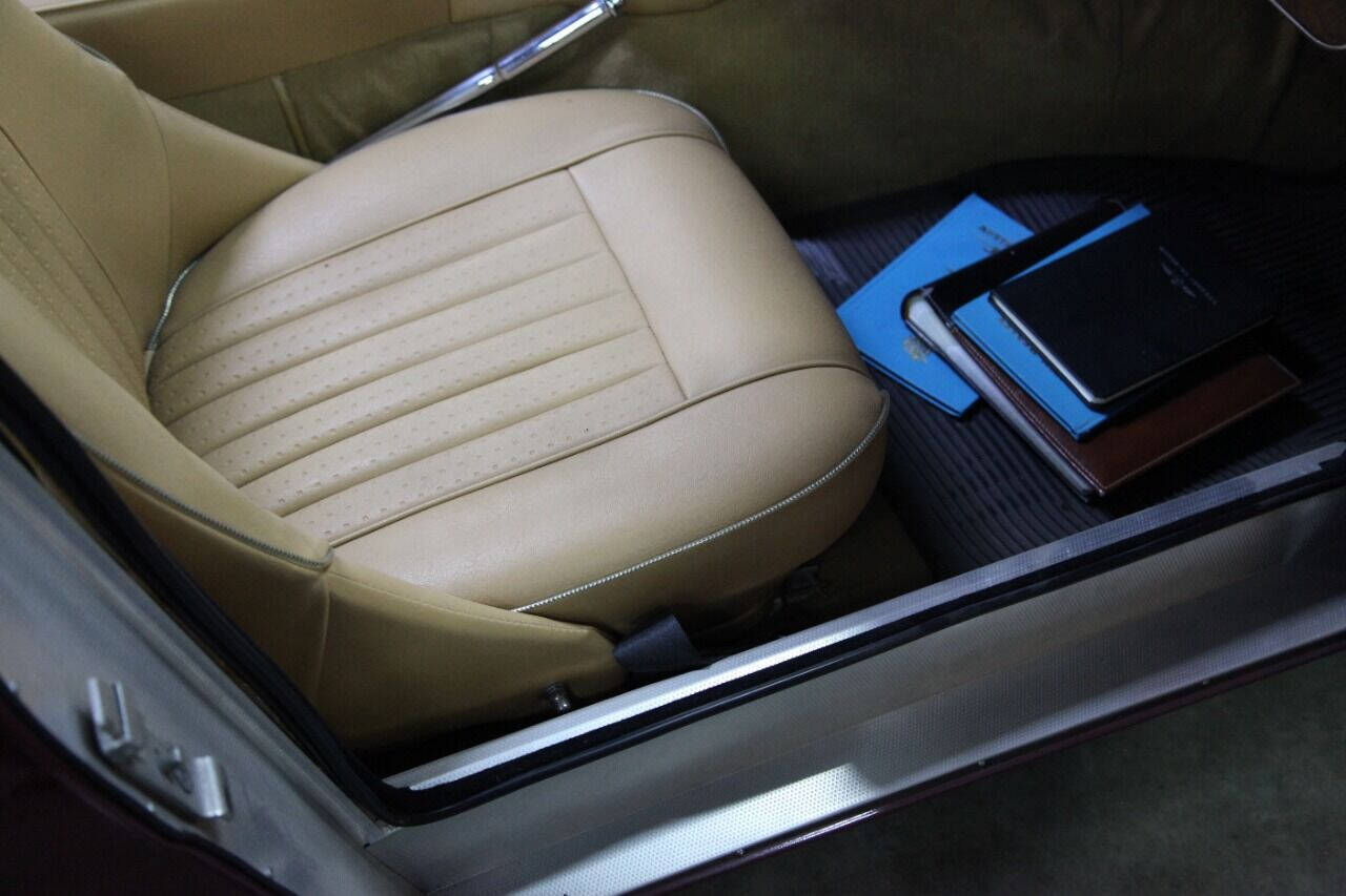 Austin-Healey-3000-1965-Convertible-30