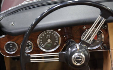 Austin-Healey-3000-1965-Convertible-32