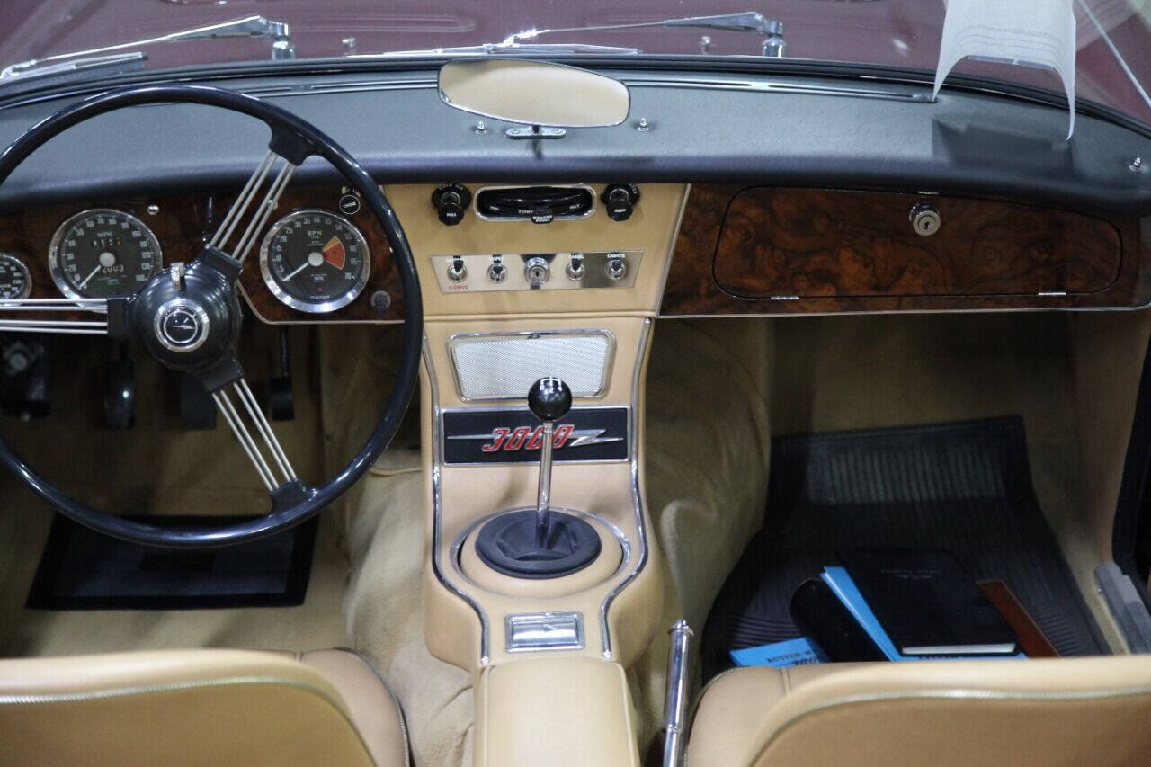Austin-Healey-3000-1965-Convertible-38