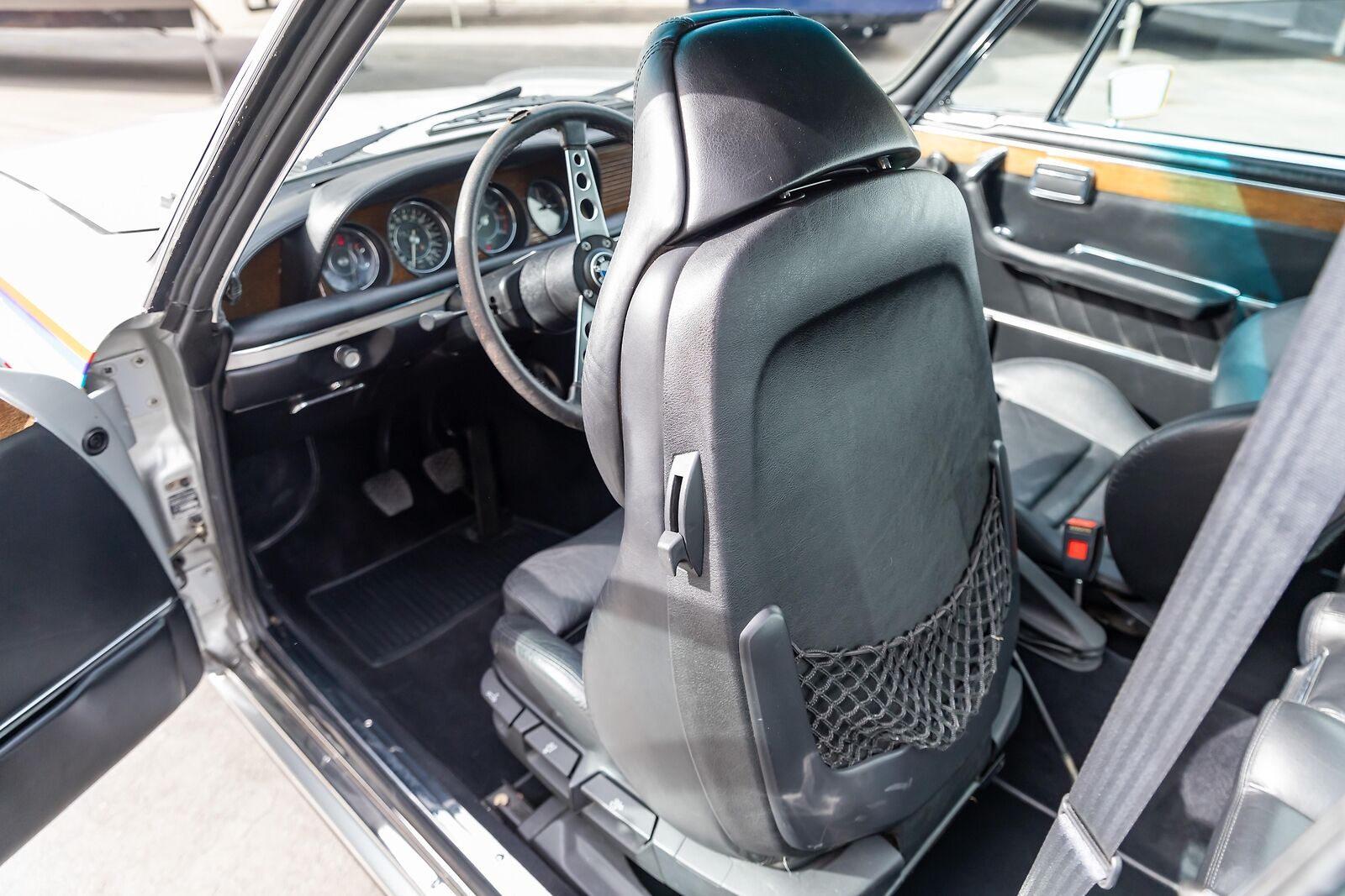 BMW-2-Series-3.0-CS-1972-Coupe-12