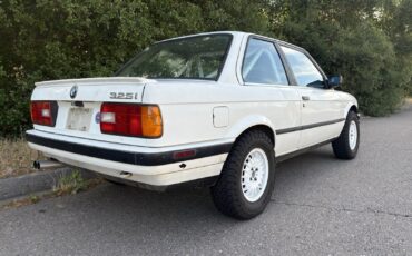 BMW-3-Series-1989-Coupe-13