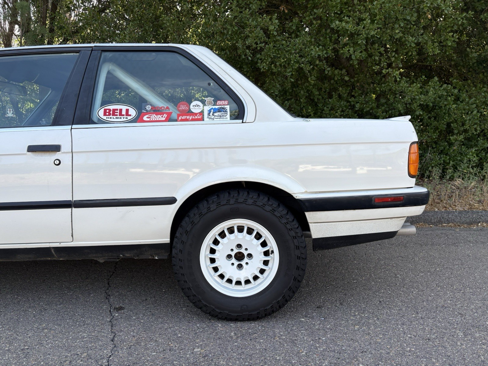 BMW-3-Series-1989-Coupe-6