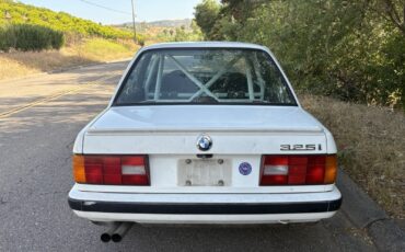 BMW-3-Series-1989-Coupe-9