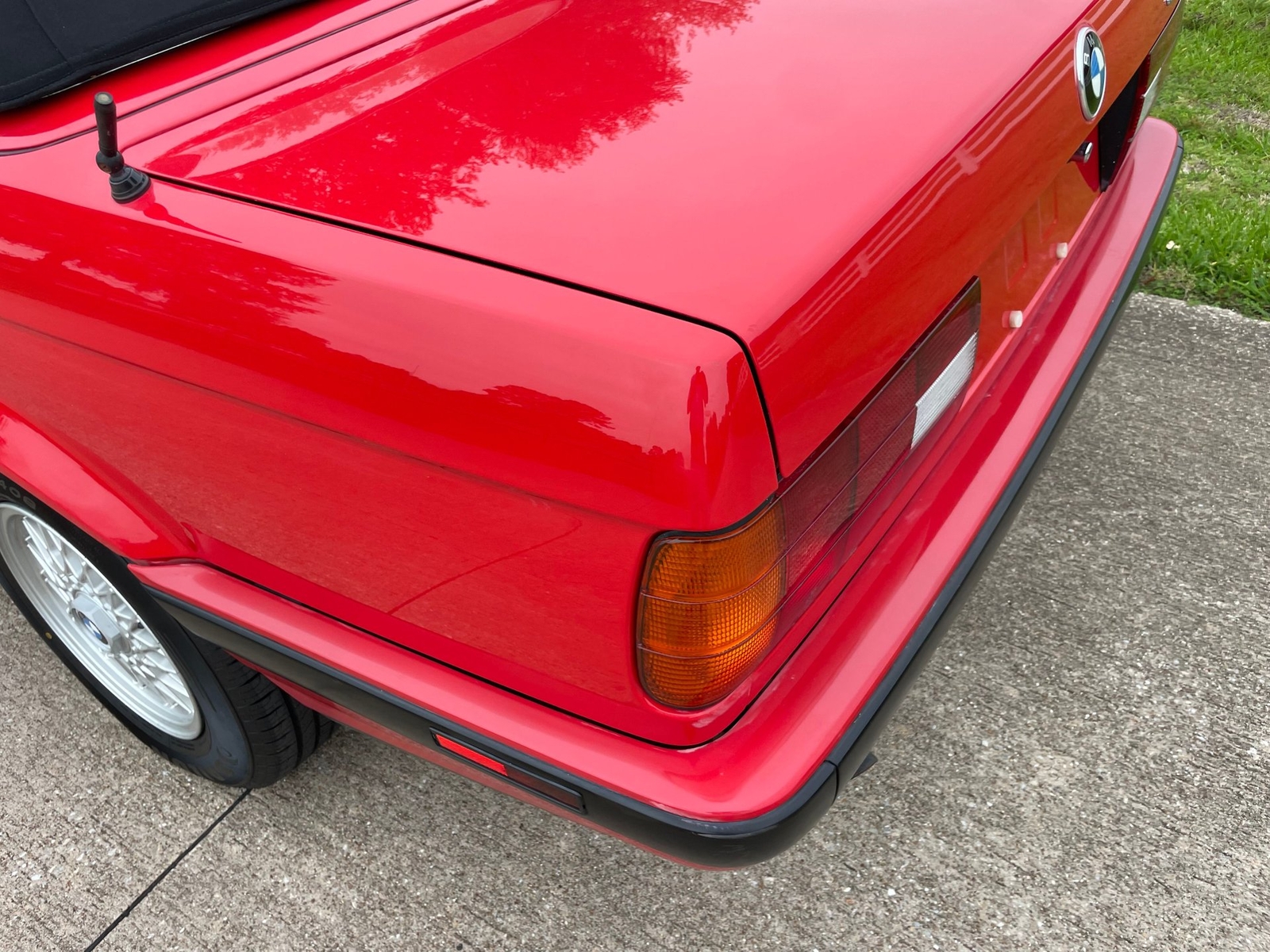 BMW-3-Series-1991-18