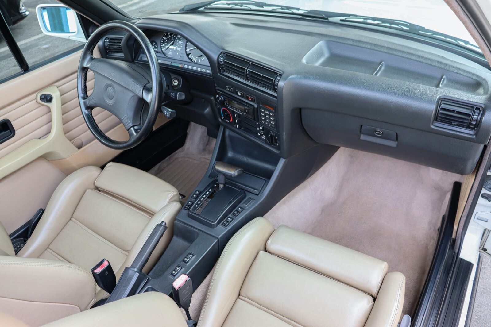 BMW-3-Series-1991-Convertible-12