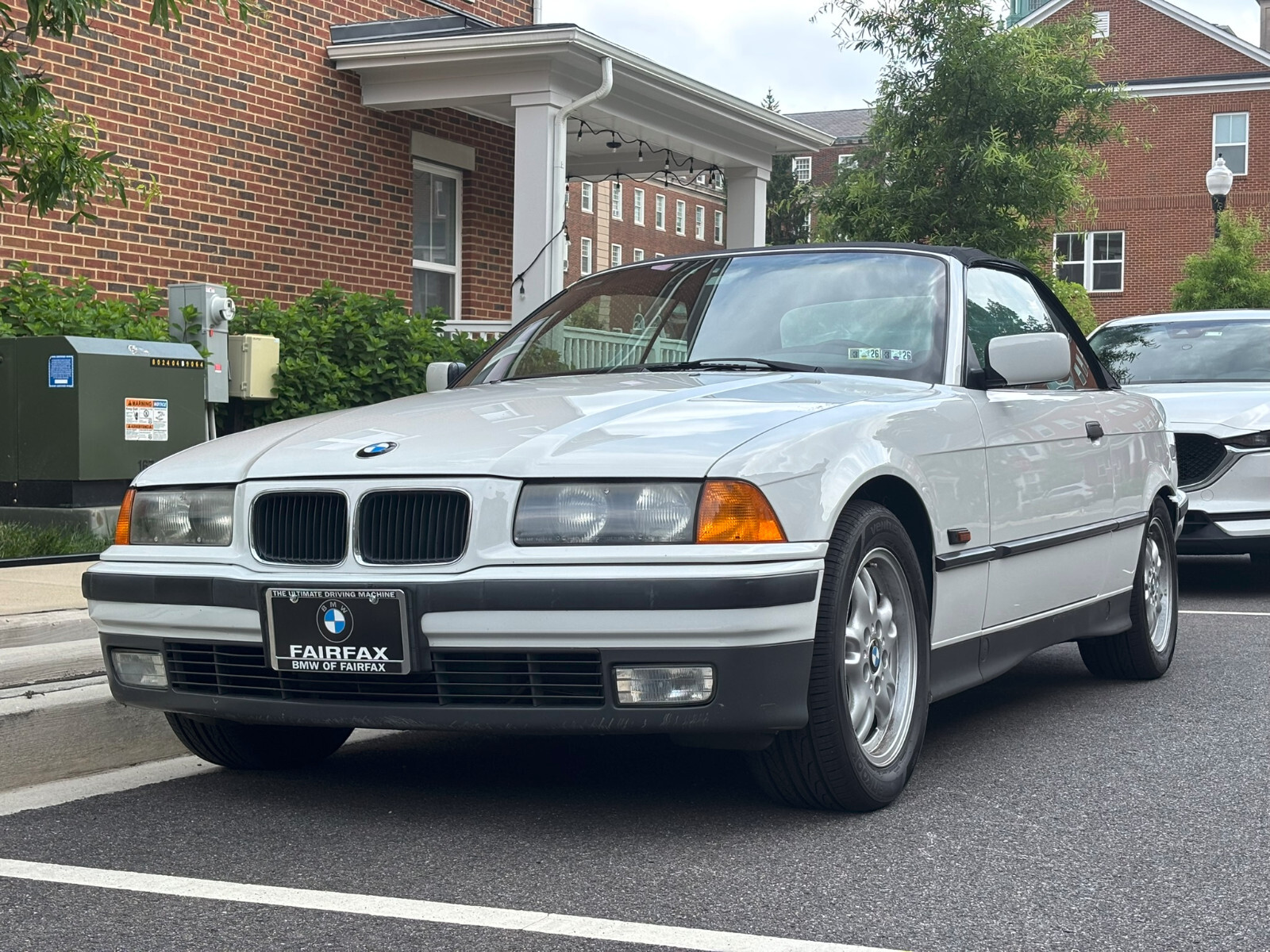 BMW-3-Series-1995-Convertible-11