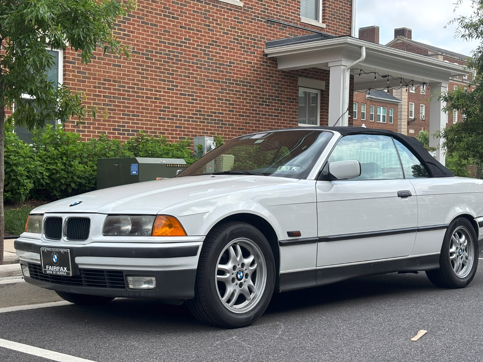 BMW-3-Series-1995-Convertible-2