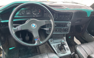 BMW-5-Series-1988-Sedan-14