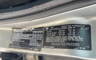 BMW-5-Series-1988-Sedan-27