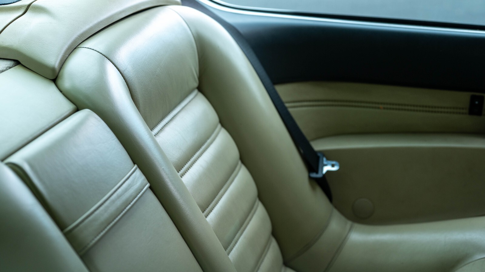 BMW-6-Series-1986-Coupe-10
