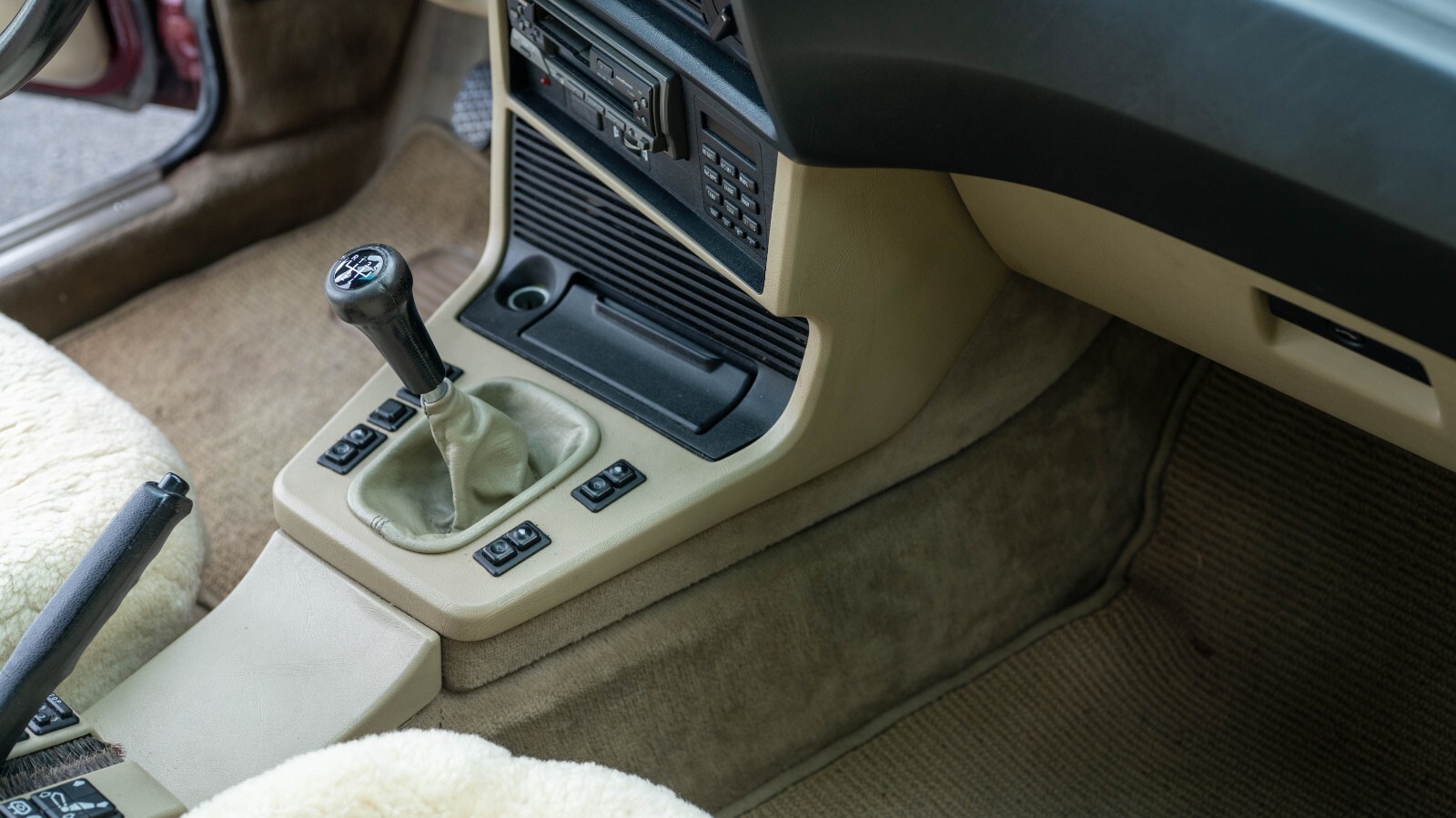BMW-6-Series-1986-Coupe-16
