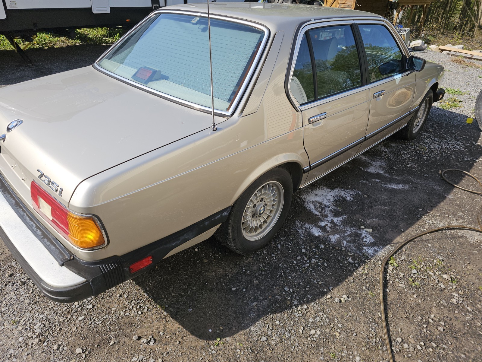 BMW-7-Series-1986-5