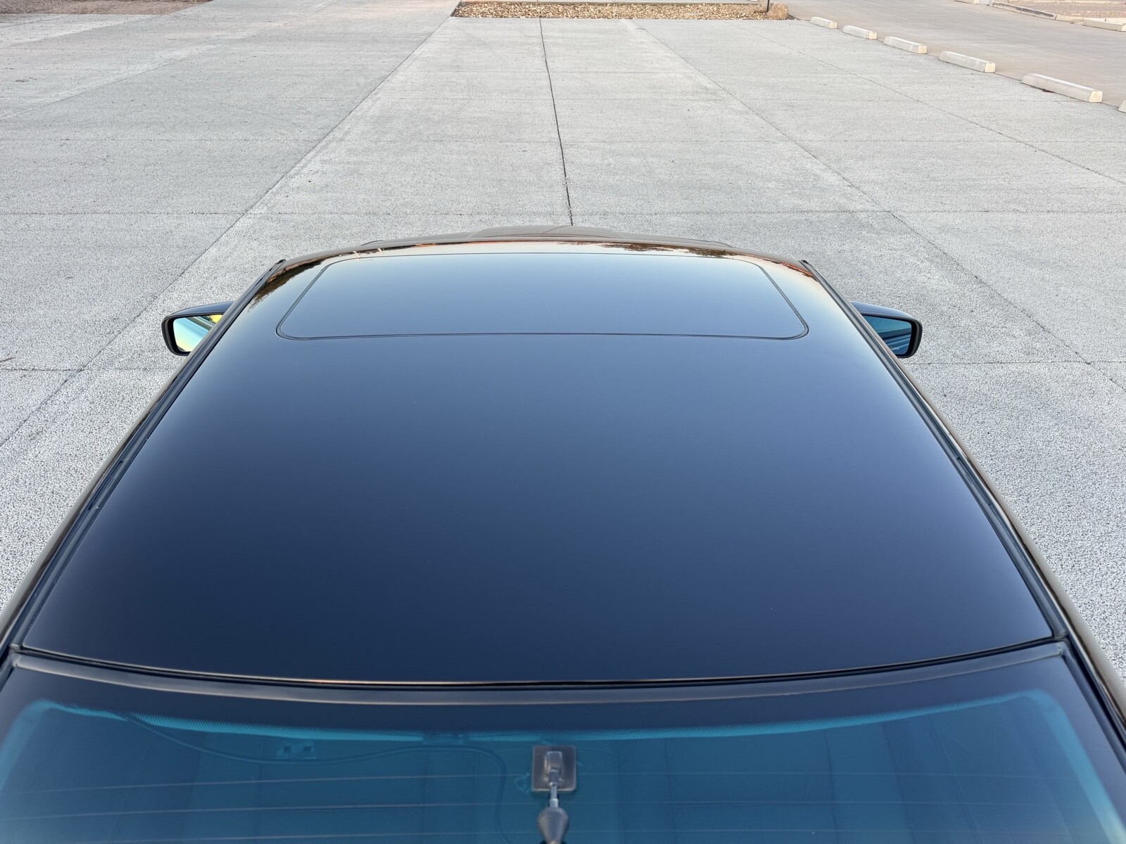 BMW-8-Series-1994-10