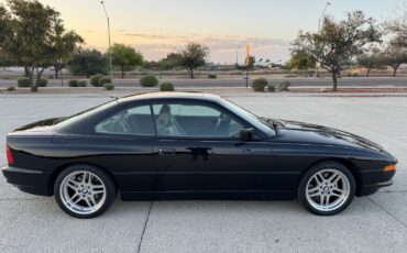 BMW-8-Series-1994-14