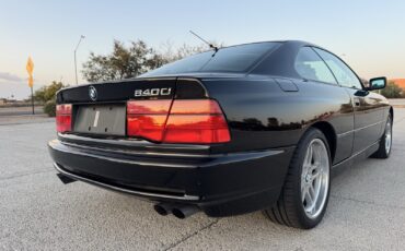 BMW-8-Series-1994-15