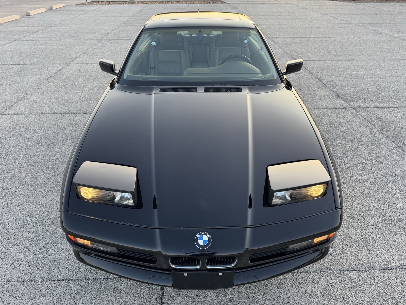 BMW-8-Series-1994-19