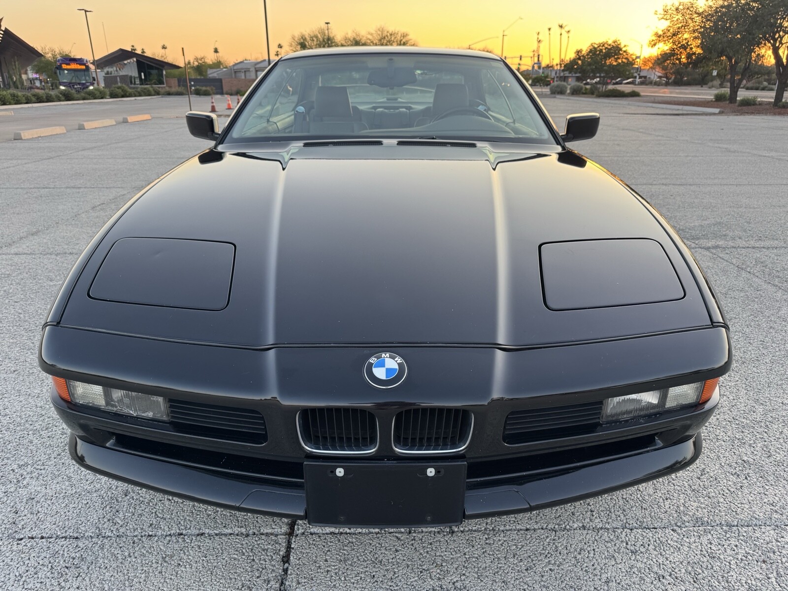 BMW-8-Series-1994-6
