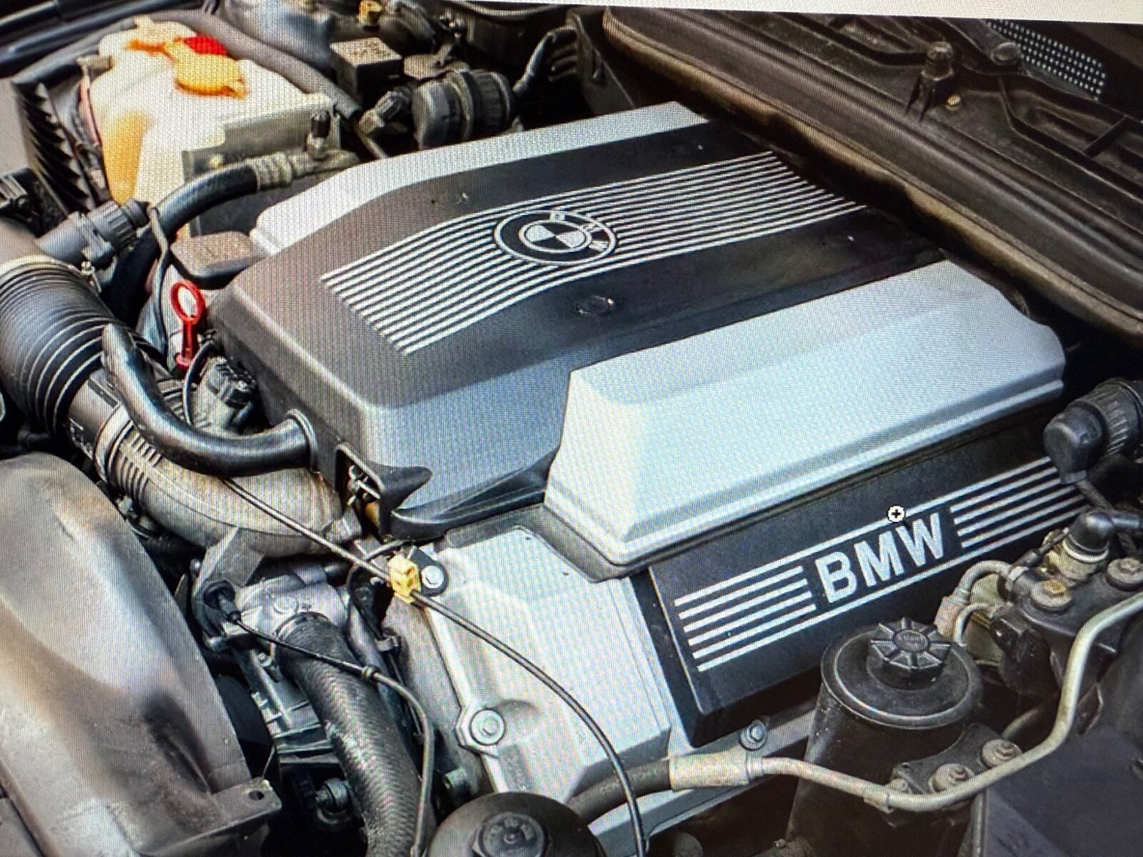 BMW-8-Series-1994-Sedan-8