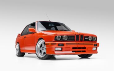 BMW-M3-1988-SEDAN-10