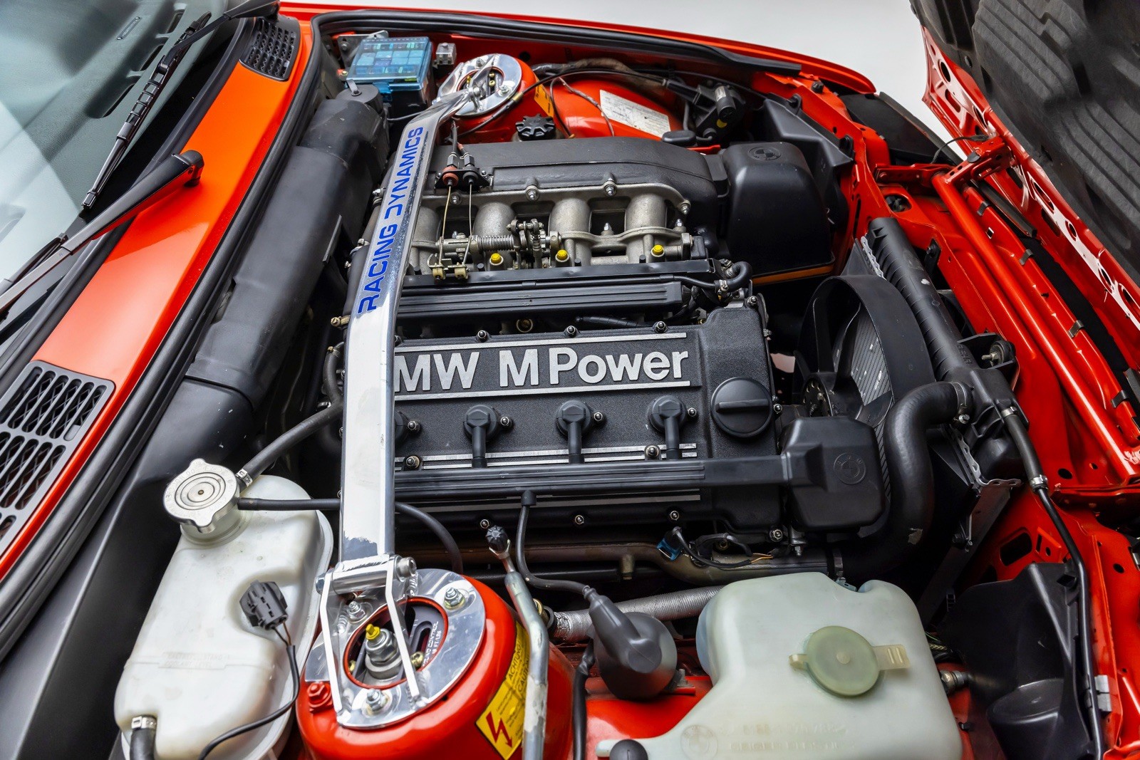BMW-M3-1988-SEDAN-23