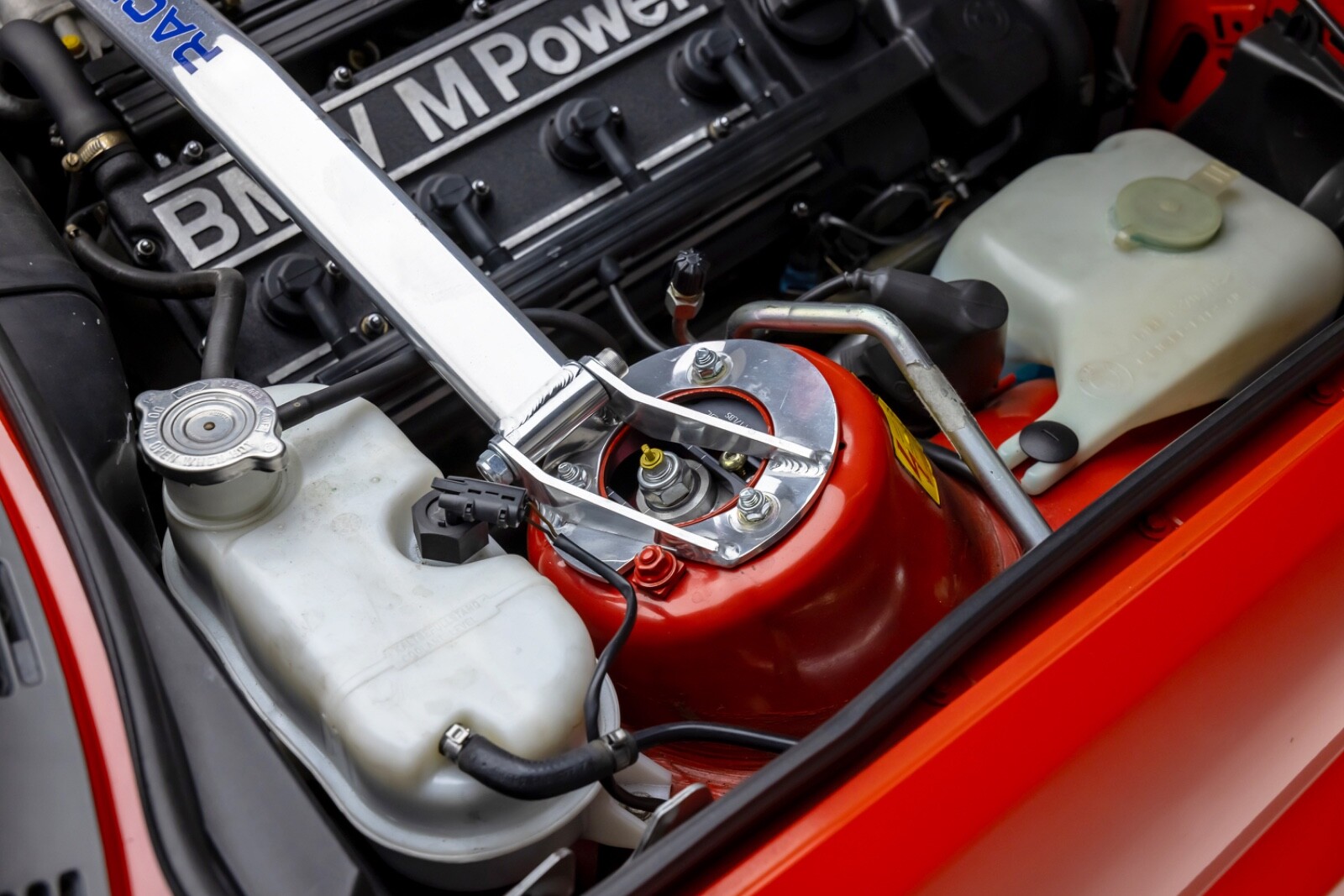 BMW-M3-1988-SEDAN-31