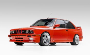 BMW-M3-1988-SEDAN-7