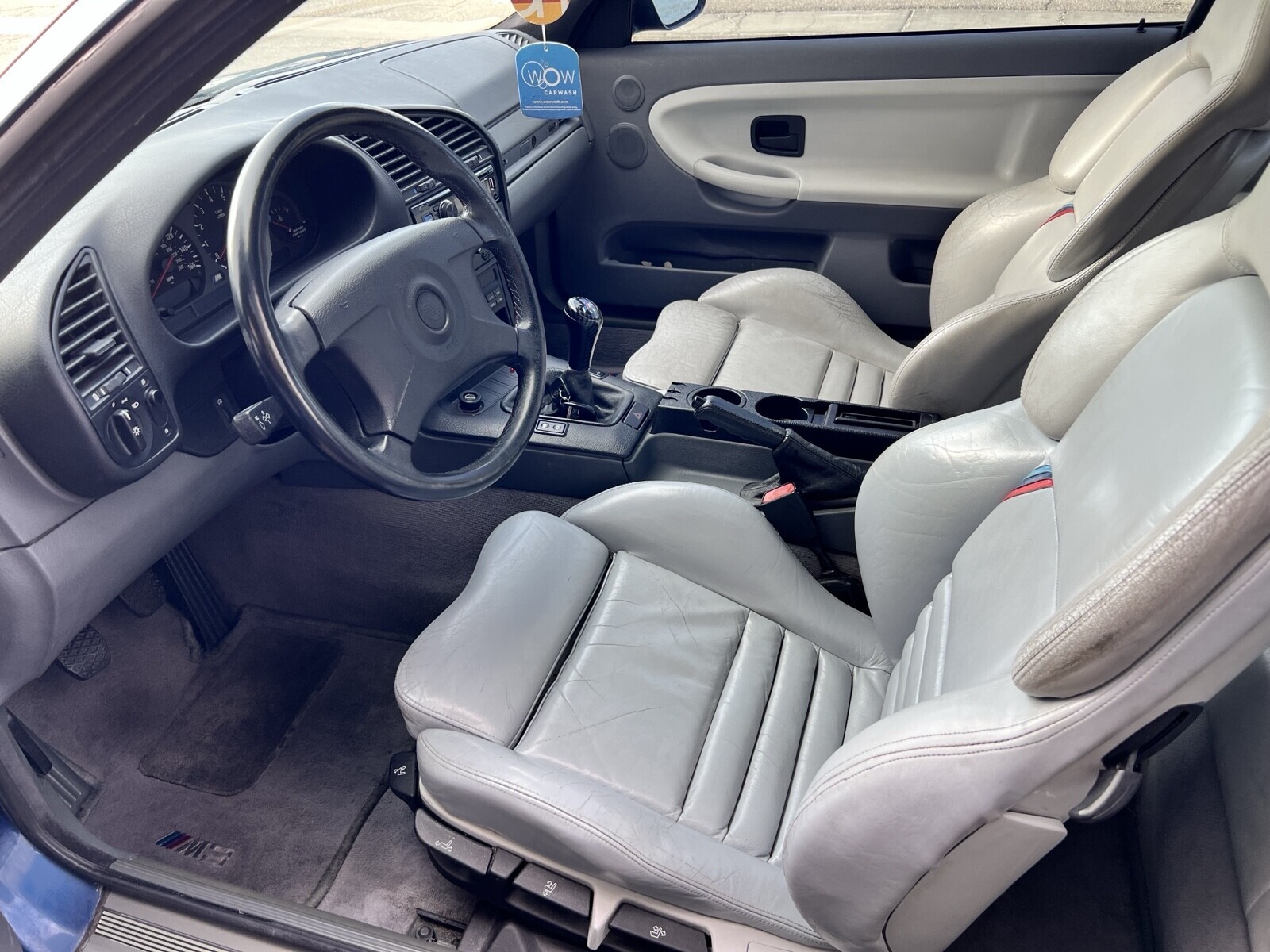 BMW-M3-1995-Coupe-14