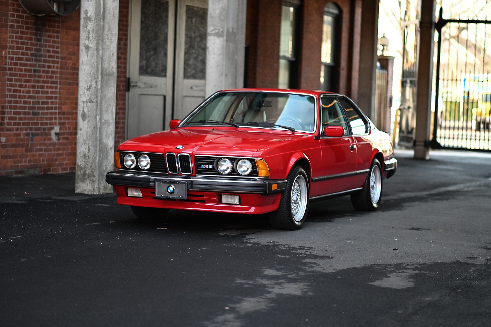 BMW-M6-1987-1